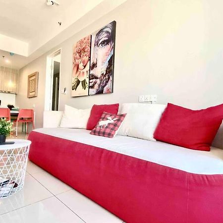 Tropicana 218 Macalister #Wondercolor #Infinity Pool #Georgetown #5Pax #2Br 2Bath #1King 1Queen 1Single #Quality Well Maintained #Private Host 外观 照片