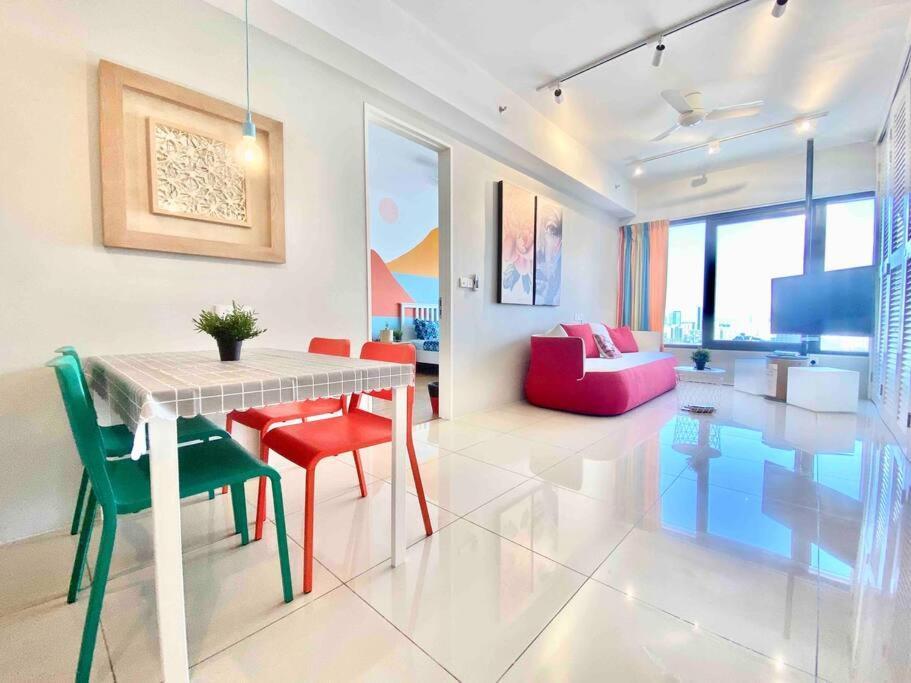 Tropicana 218 Macalister #Wondercolor #Infinity Pool #Georgetown #5Pax #2Br 2Bath #1King 1Queen 1Single #Quality Well Maintained #Private Host 外观 照片